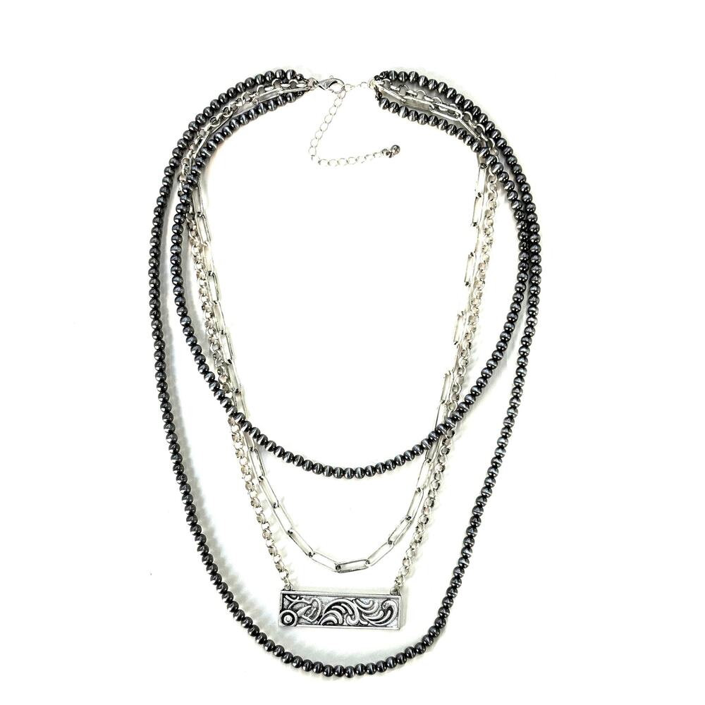 WESTERN 4 LAYERED NAVAJO BEAD NECKLACE